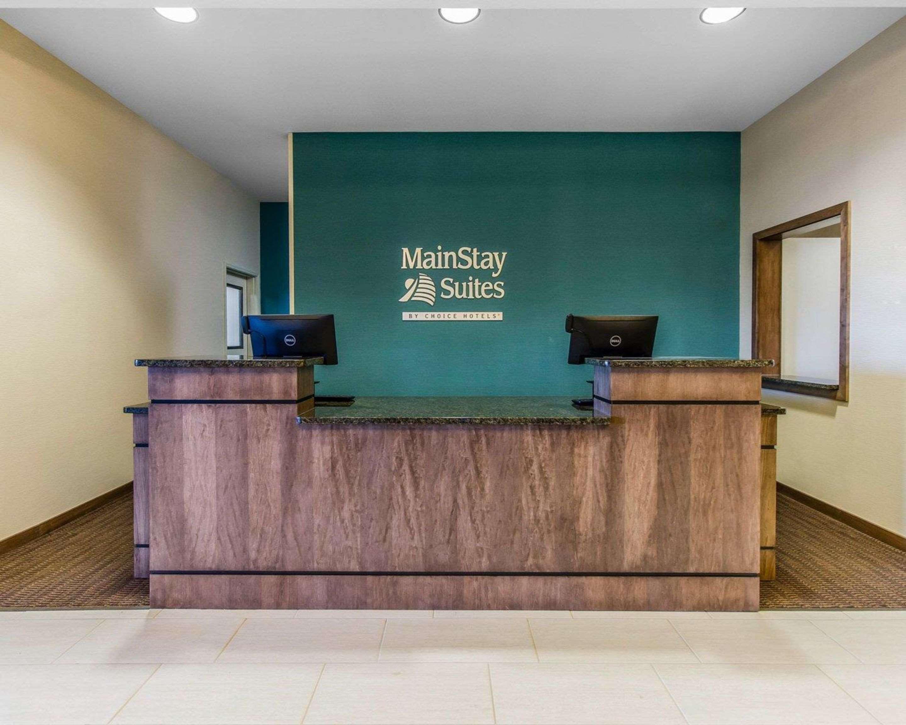 Mainstay Suites Watford City - Event Center Exteriör bild