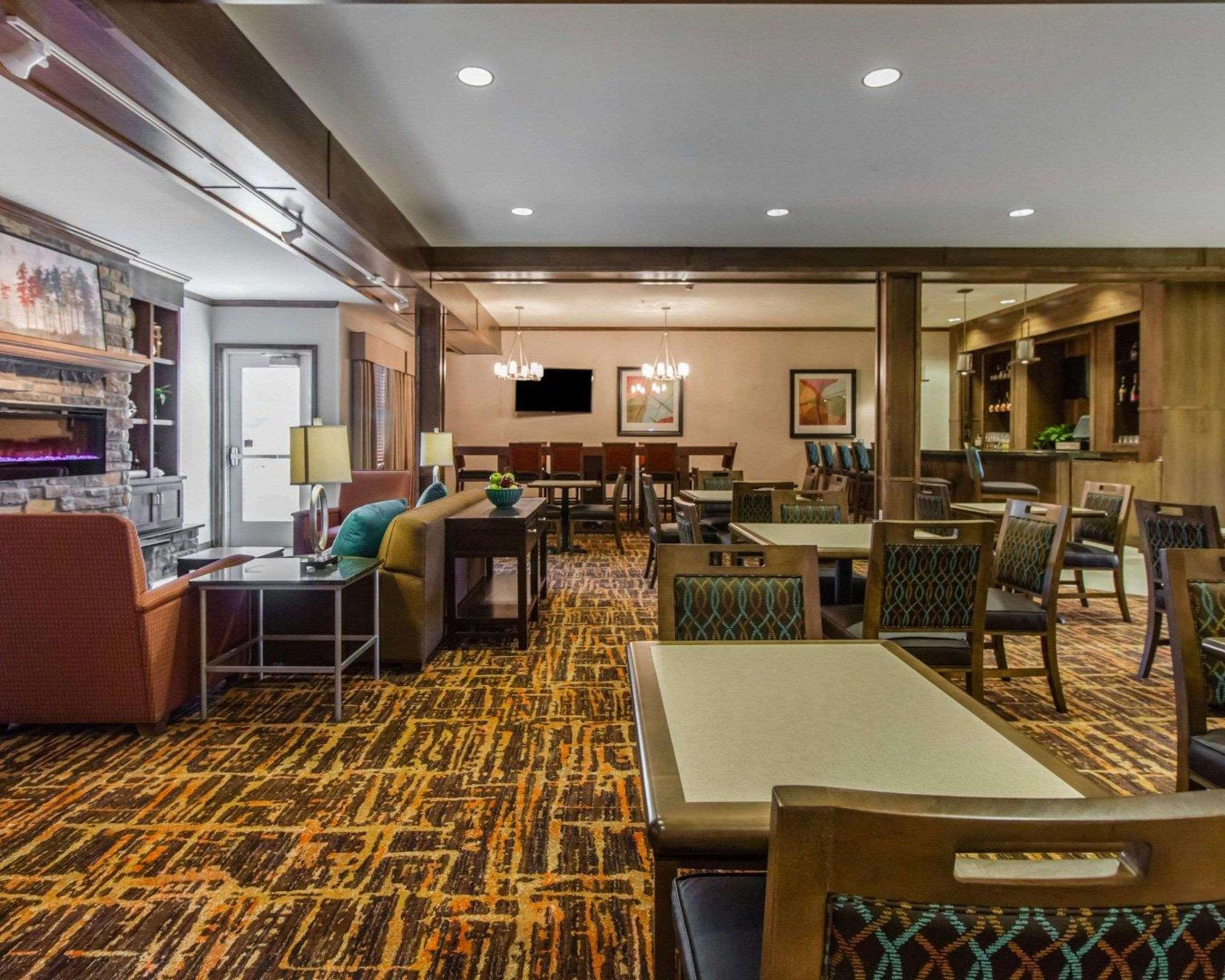 Mainstay Suites Watford City - Event Center Exteriör bild