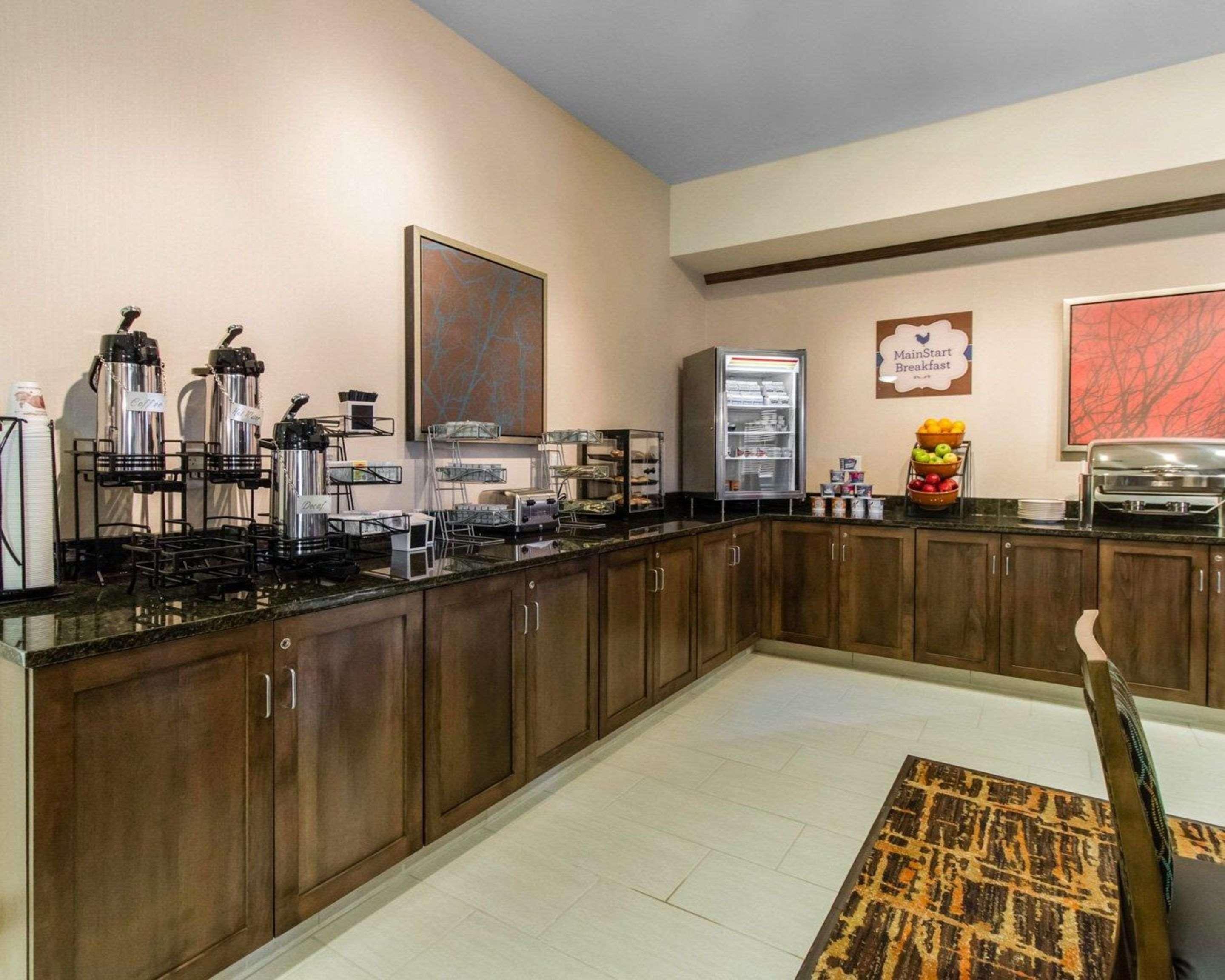 Mainstay Suites Watford City - Event Center Exteriör bild