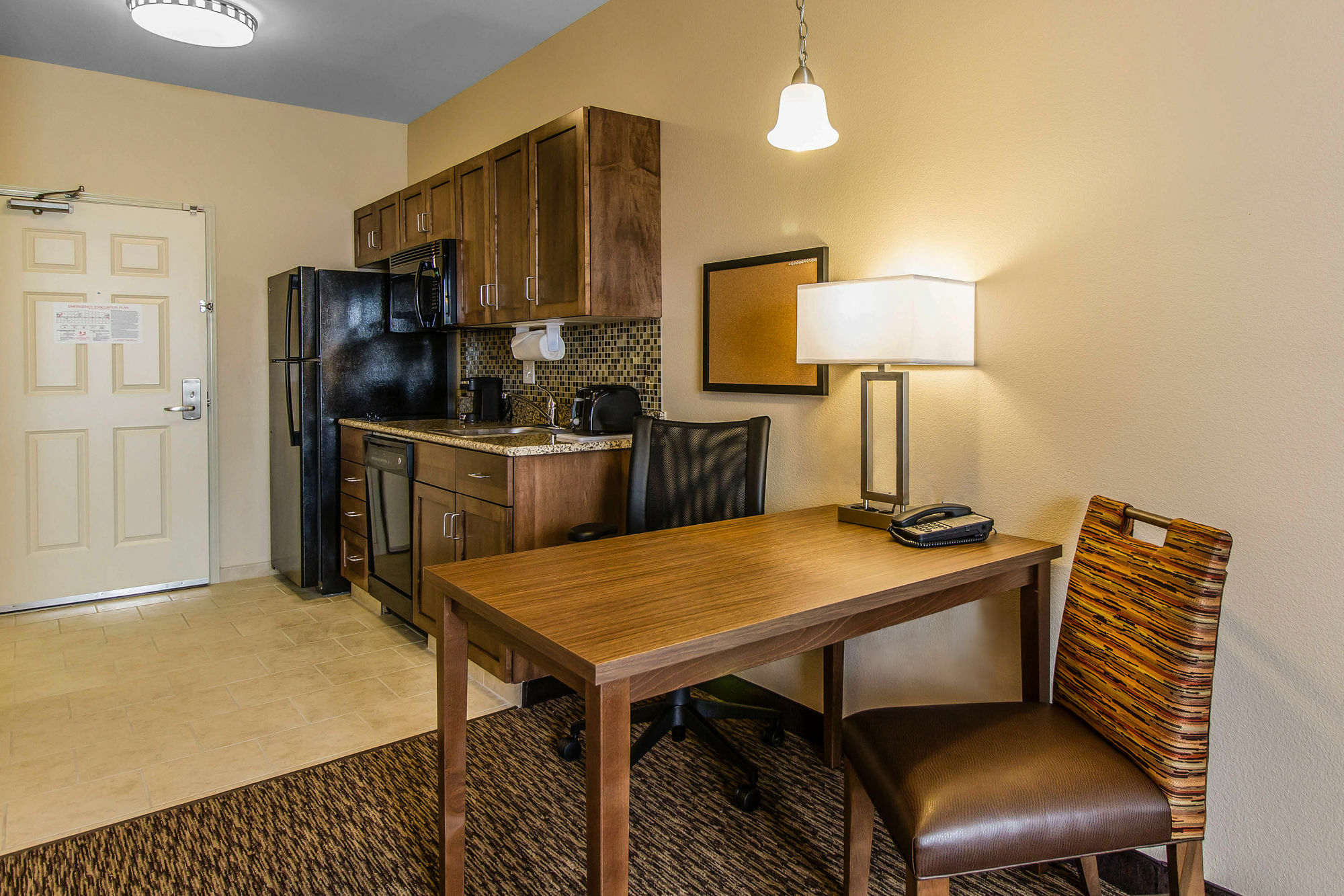 Mainstay Suites Watford City - Event Center Exteriör bild